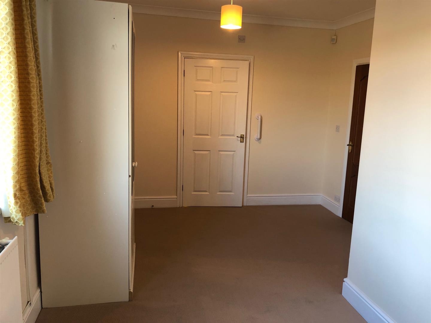 ANOTHER ROOM ASPECT